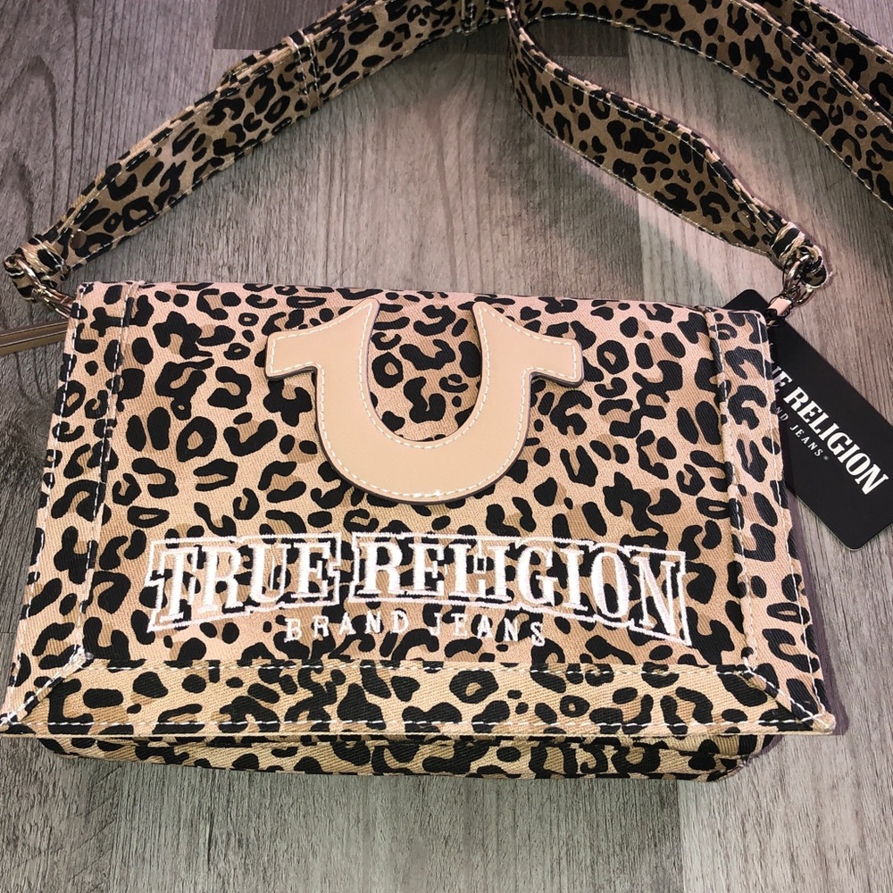 True Religion Leopard Bling Logo Cotton & Polyester Messenger Crossbody Bag NWT - Picture 3 of 16